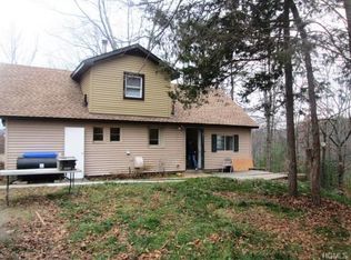 761 Prosperous Valley Rd, Middletown, NY 10940