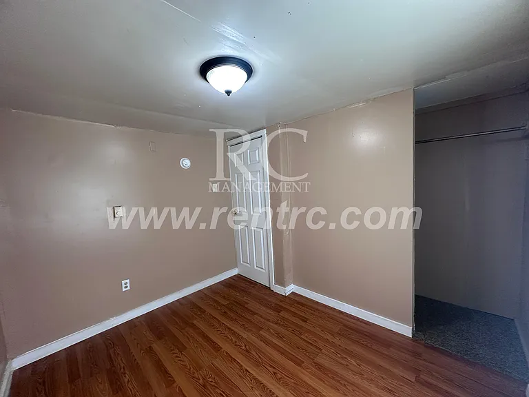1012 May St — Photo 8