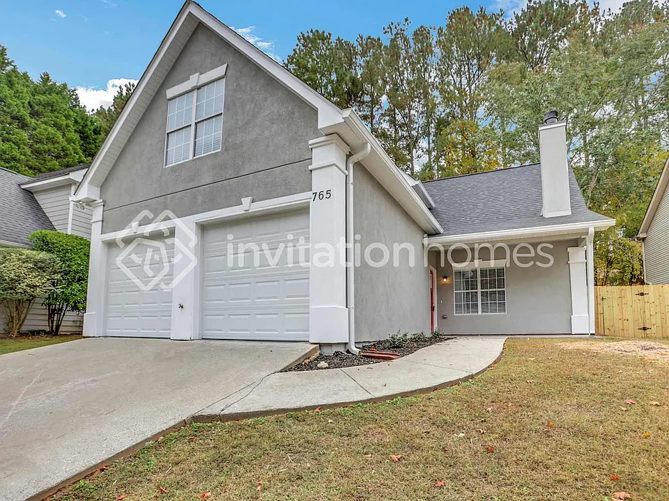 765 Reeves Lake Dr SW