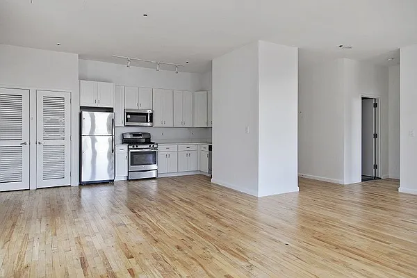 Rented by Platinum Properties | media 28