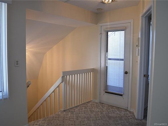 5th image of 63 Little Oak Ln Unit 63
