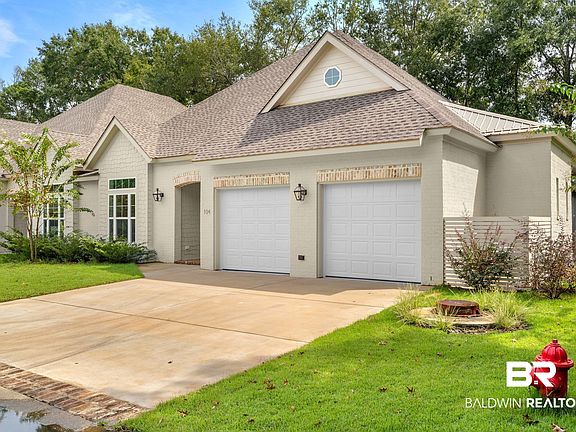 3rd image of 104 Sadie Ln