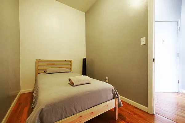 Rented by Osric Management LLC | media 15