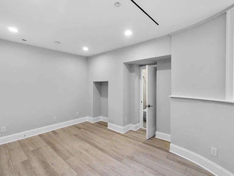 2112 Wyoming Ave NW #2 — Photo 21