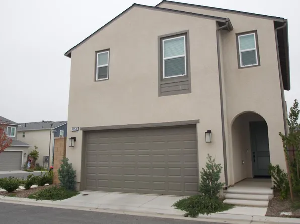 4154 Constance Rd, Madera, CA 93636