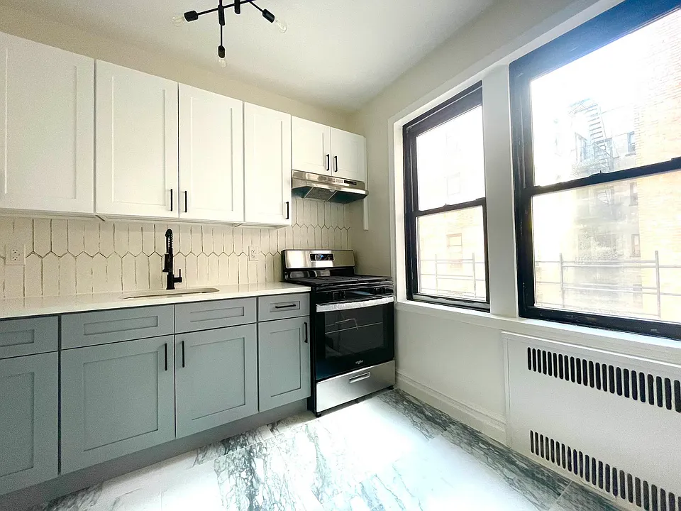 1901 Avenue N #4B