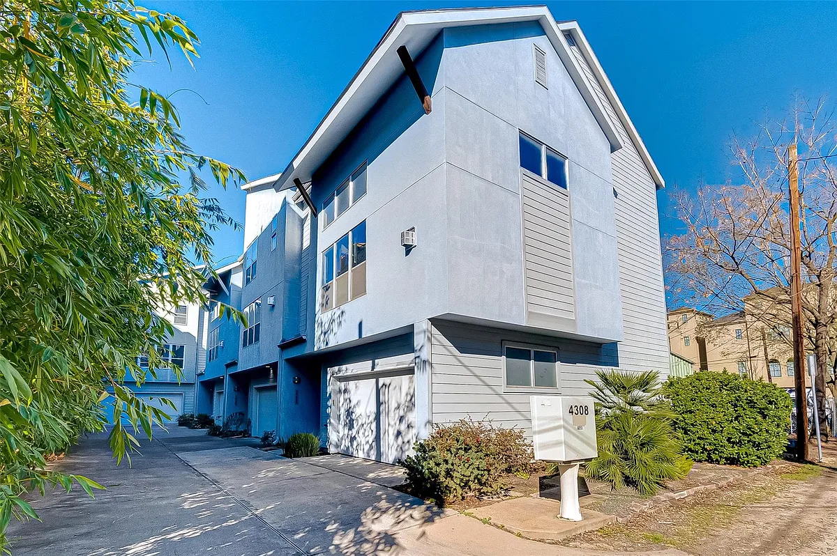 Building Photo - 4308 Lillian St #A