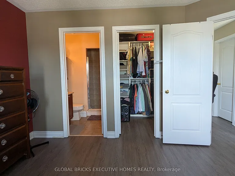 1218 Lamont Cres — Photo 14