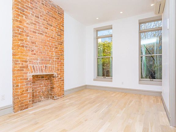 2nd image of 190 Pulaski St #1A