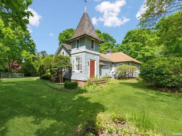 1 Chapel Avenue, Brookhaven, NY 11719