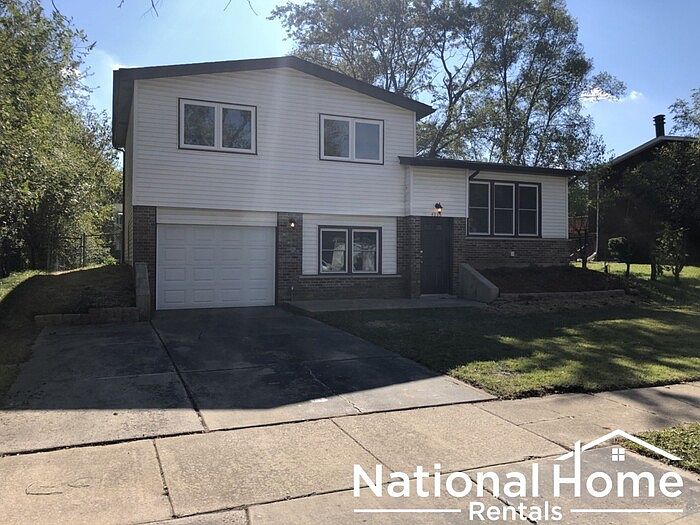2nd image of 4933 Imperial Dr