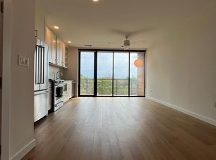 900 S 1st St #420, Austin, TX 78704