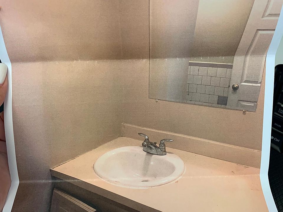 2nd image of 127 Howard St