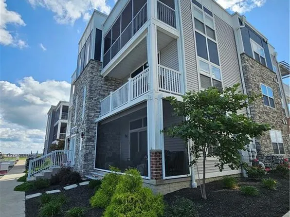 2566 S Waterside Ct #212, Lakeside Marblehead, OH 43440