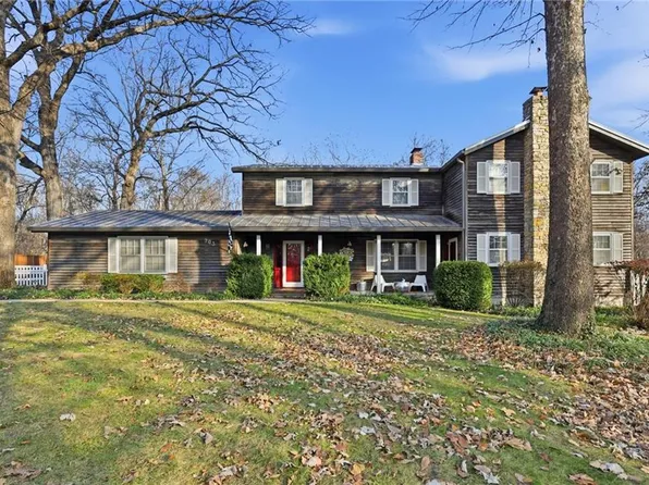903 Halsey Cir, Harrisonville, MO 64701