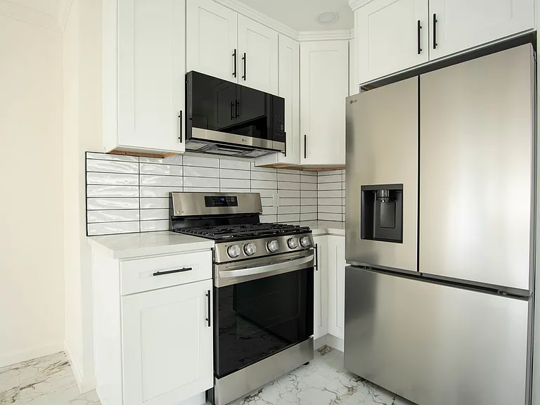 6352 Holabird St — Photo 7