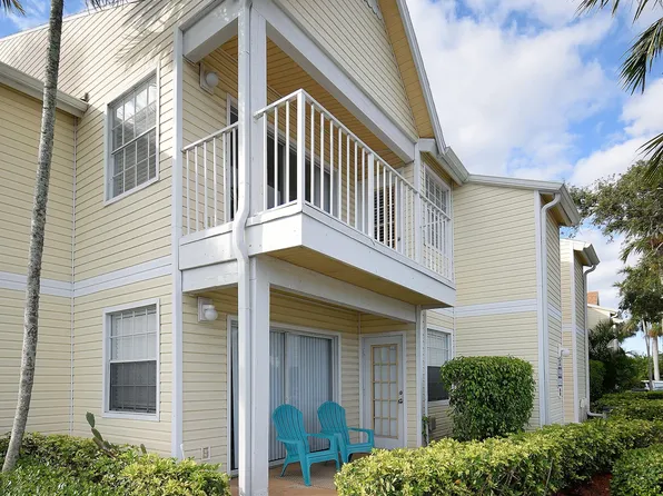 1999 Island Club Dr APT 17, Indialantic, FL 32903