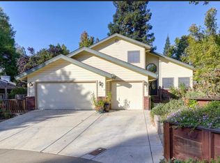 8001 Withrow Ct, Fair Oaks, CA 95628