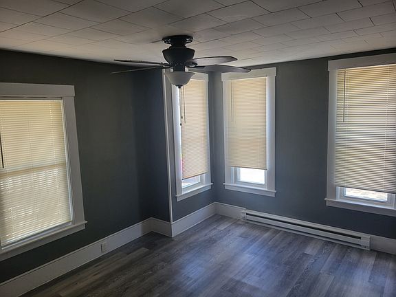 5th image of 72 Kinsley St #74B