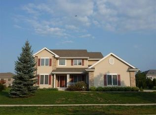 319 Southing Grange, Cottage Grove, WI 53527