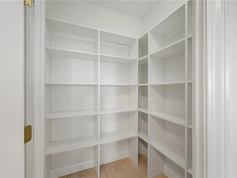 3334 Peachtree Rd NE #1902 — Photo 22