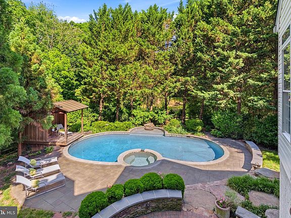 2nd image of 20888 Nerine Ct