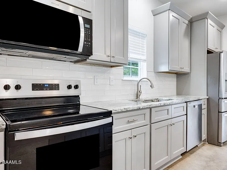 204 Romero St #B — Photo 2