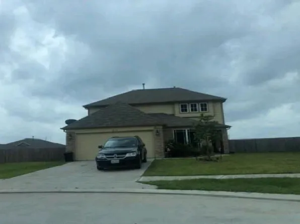 3010 Country Clearing Ln, Rosenberg, TX 77471