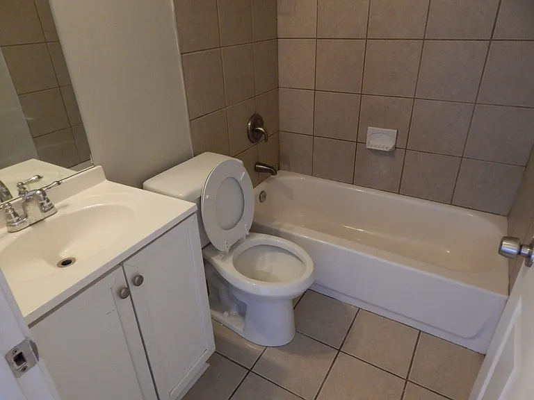 610 Waynes Ct SE — Photo 22