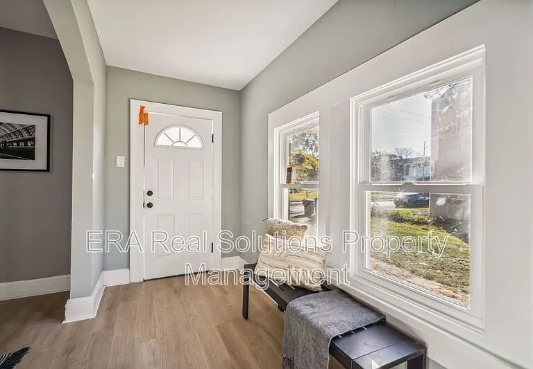 105 Rodgers Ave — Photo 24