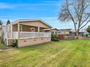 223 Apple Ln, Rohnert Park, CA 94928
