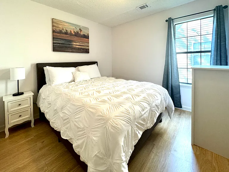 7802 Tumbling Creek Dr — Photo 8
