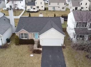 330 Holly Grove Rd, Lewis Center, OH 43035