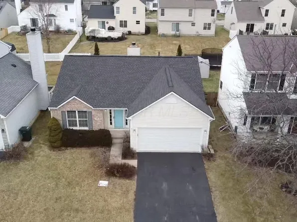 330 Holly Grove Rd, Lewis Center, OH 43035