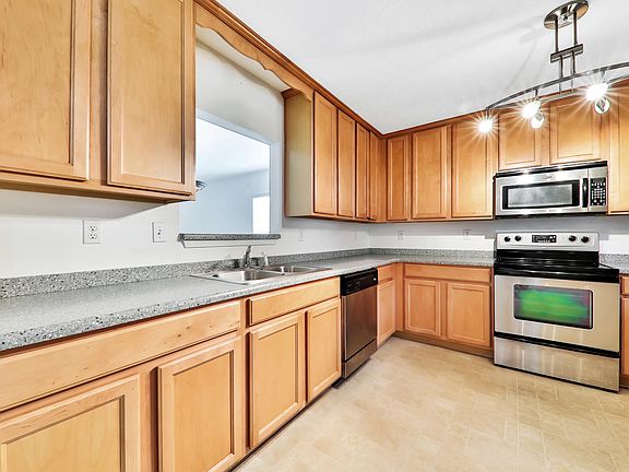 2nd image of 1937 Raising Hill Dr