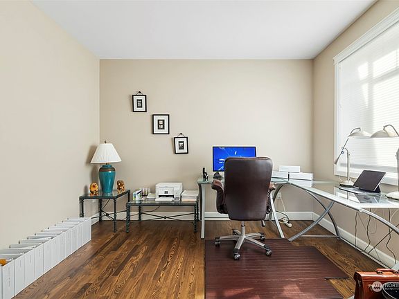 5th image of 13717 9th Avenue Ct NW
