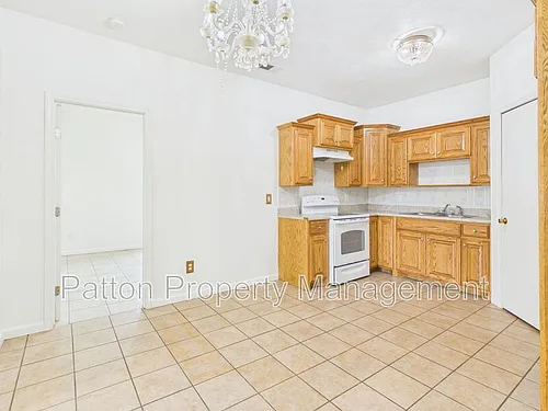 745 N Aldredge St #A Photo 1