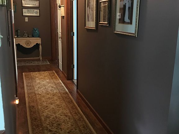 2nd image of 60 Juniper Cir