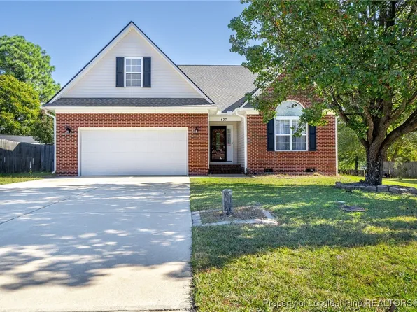 437 Dunbar Dr, Lillington, NC 27546