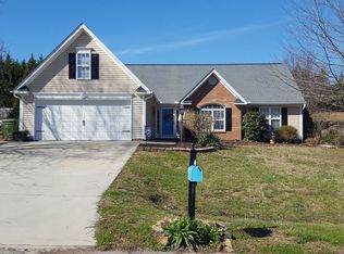 317 Mallard View Ln, Winston Salem, NC 27127