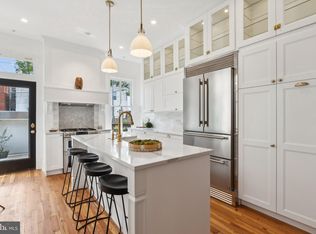 154 U St NW, Washington, DC 20001