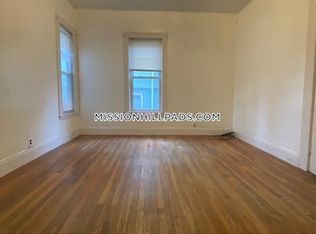 1 Cobden St #1, Roxbury, MA 02119