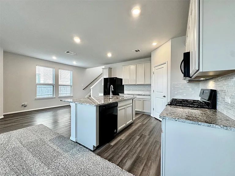 5701 Pleasanton Pkwy — Photo 6