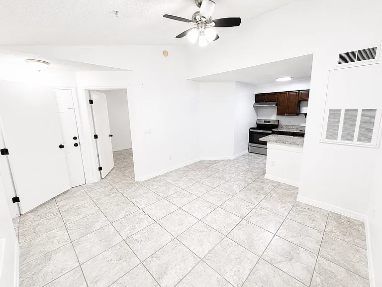 2218 Grand Cayman Ct #1332 — Photo 4