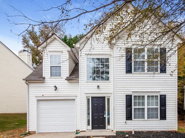 905 Grassy Patch Ln, Charlotte, NC 28216