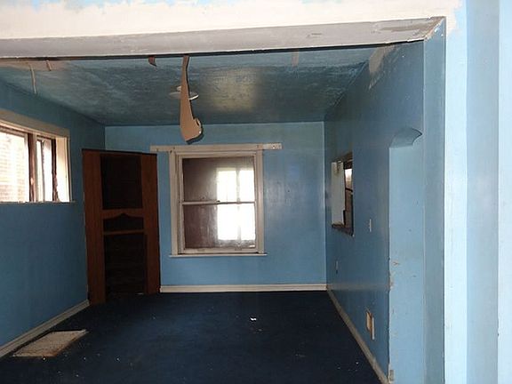 4th image of 5020 Alcott Ave