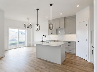 1309 Hawks Ridge Blvd NW, Edmonton, AB T5S 0M2