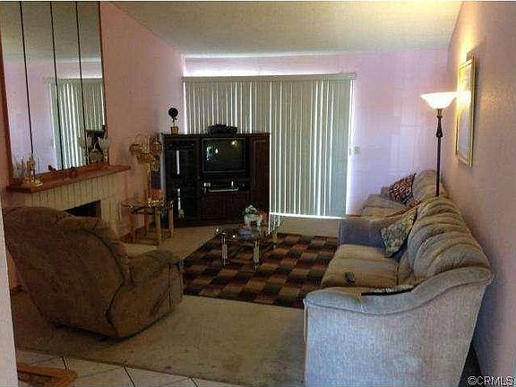 2nd image of 2539 Penny St