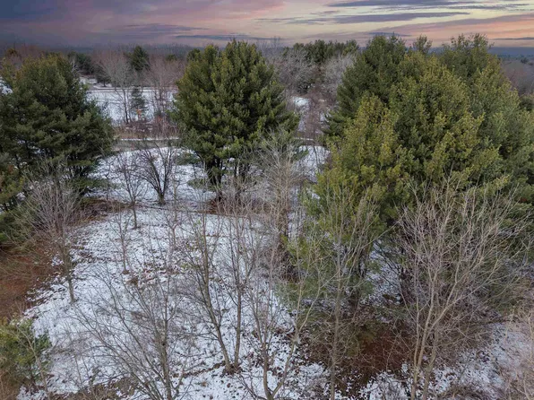 L2 S Grouse Ct, Wisconsin Dells, WI 53965