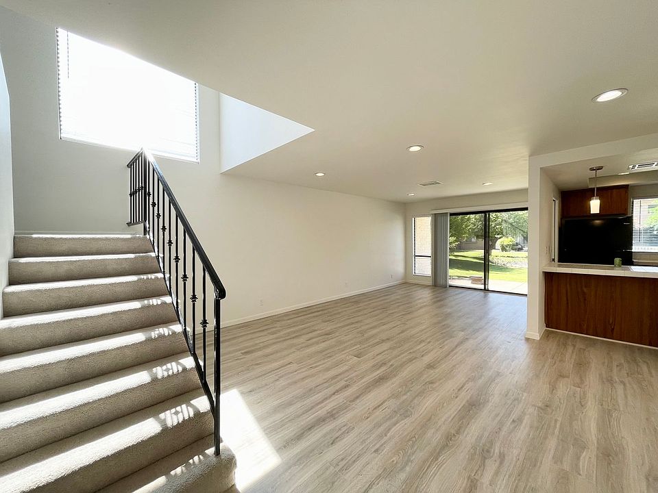 1st image of 329 S Calle Jasmin
